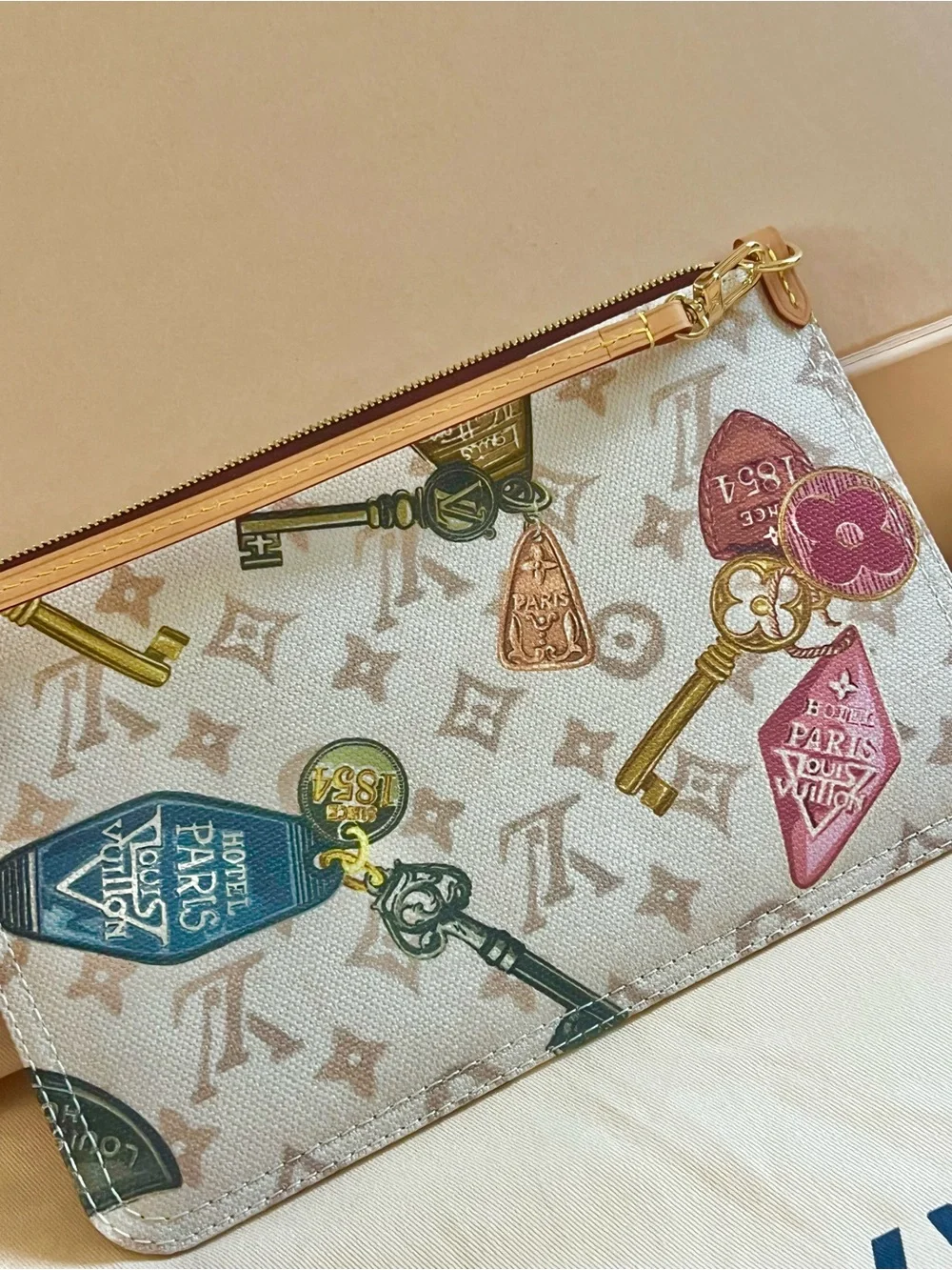 Louis Vuitton Mongram Dune Pochette